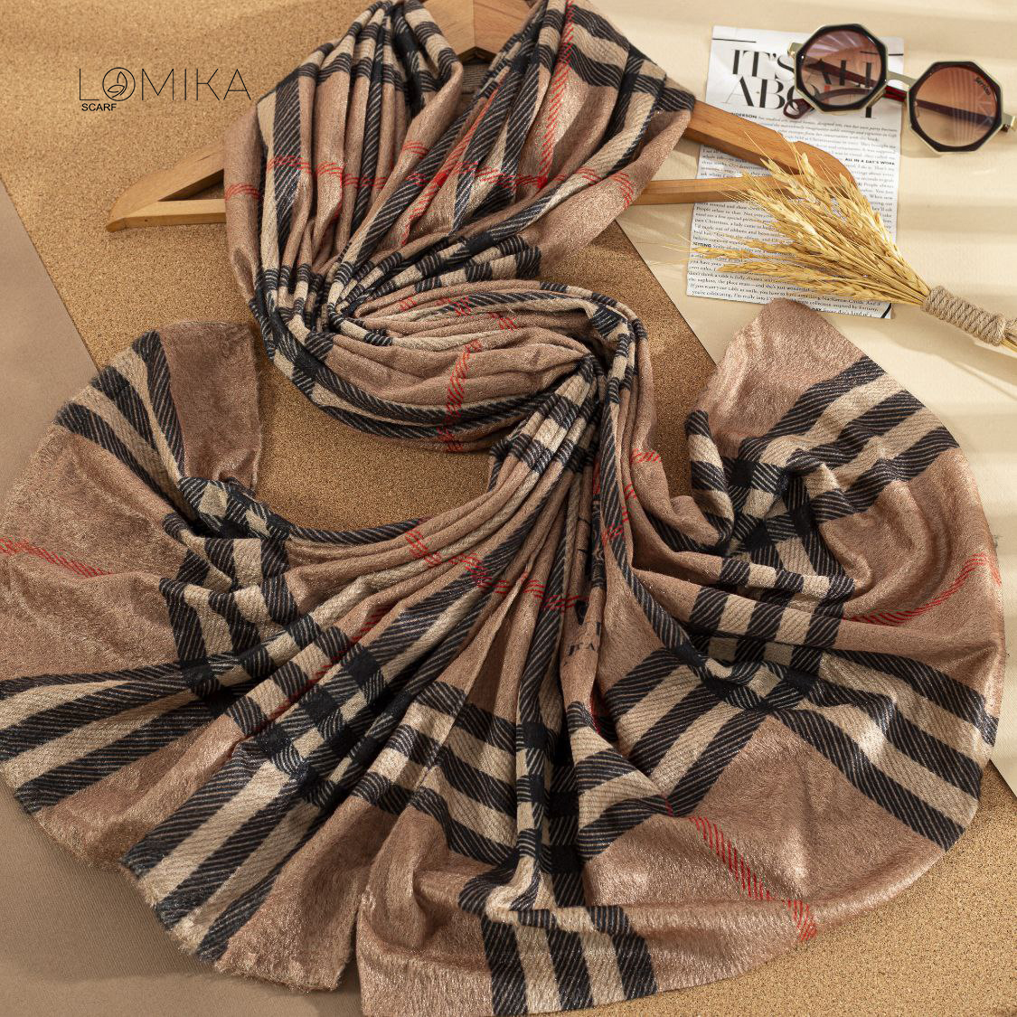 شال مخمل طرحبندی بسته8طرحی کد sc39 (عمده)