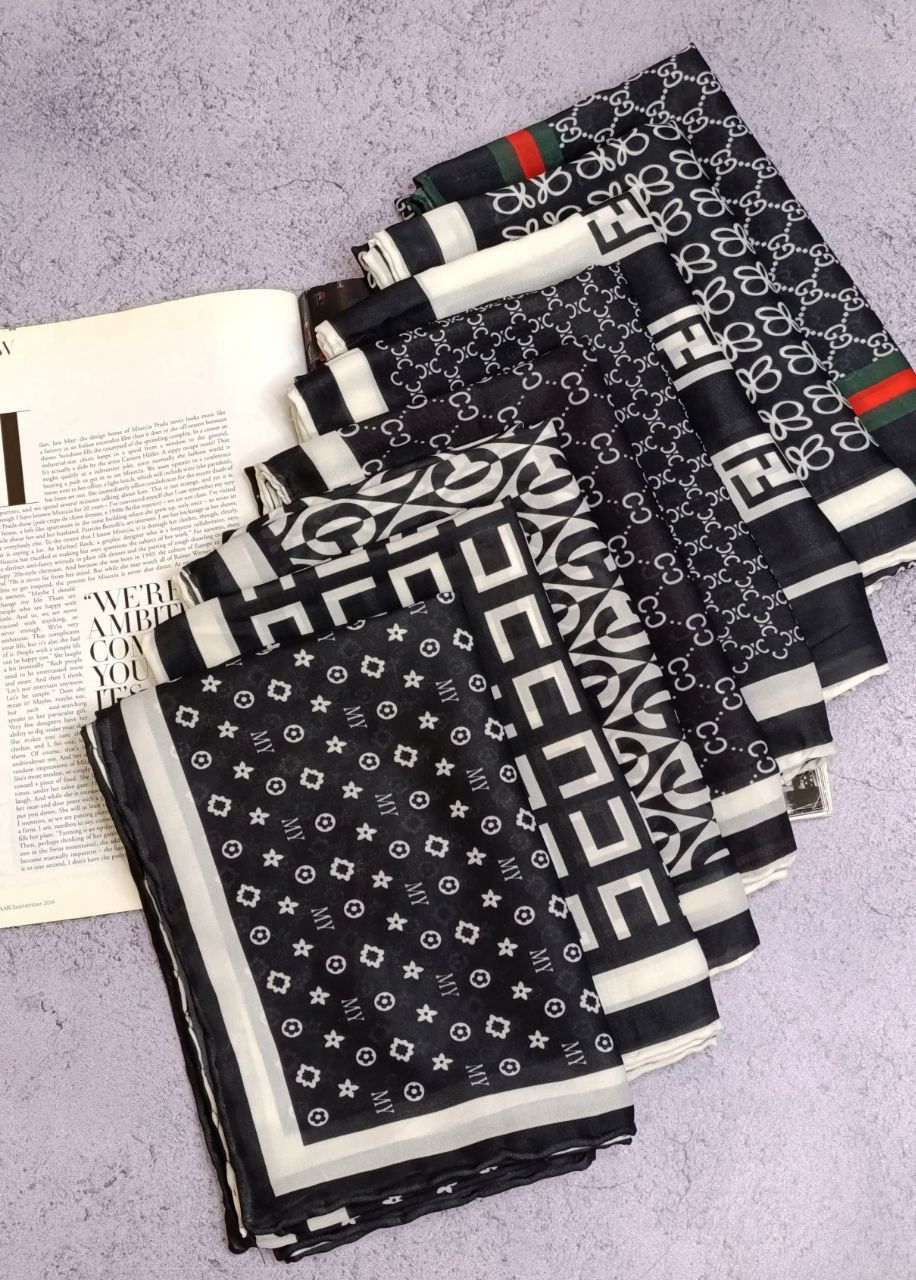 روسری حریردستدوز بسته8طرحی کد r57 (عمده)