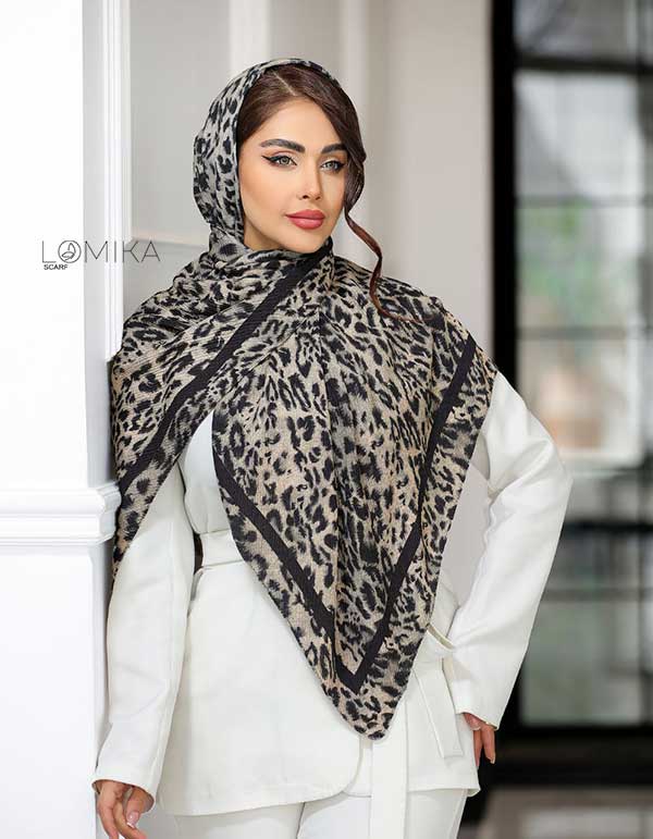 روسری پلنگی