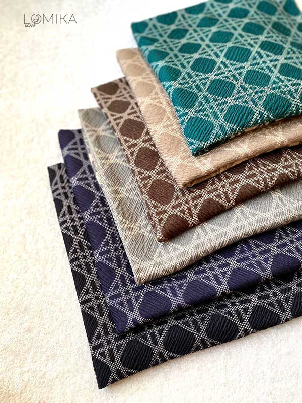 روسری پلیسه بسته6رنگی کد r132 (عمده)