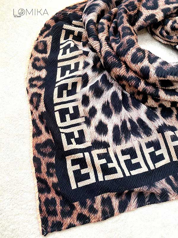 روسری پلیسه پلنگی