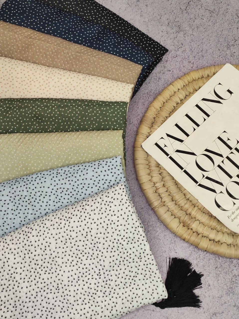 شال پلیسه طرحدار بسته8رنگی کد sp13 (عمده)
