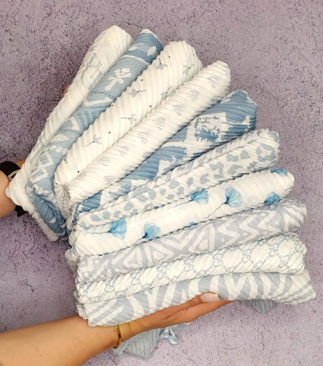 شال پلیسه طرحدار بسته10طرحی کدsp17 (عمده)
