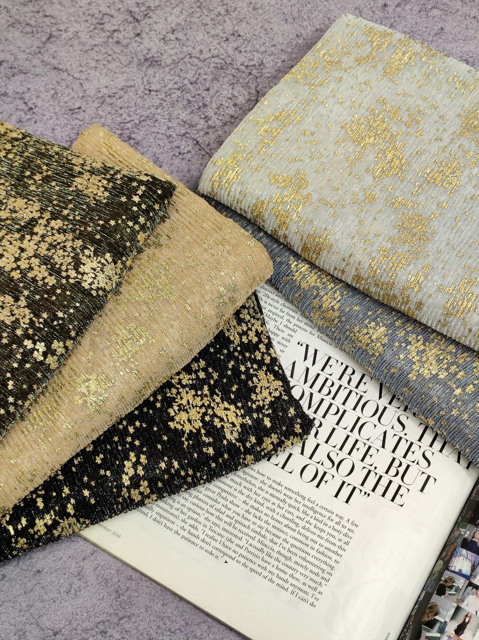 شال حریر طلاکوب بسته5رنگی کد sm14 (عمده)
