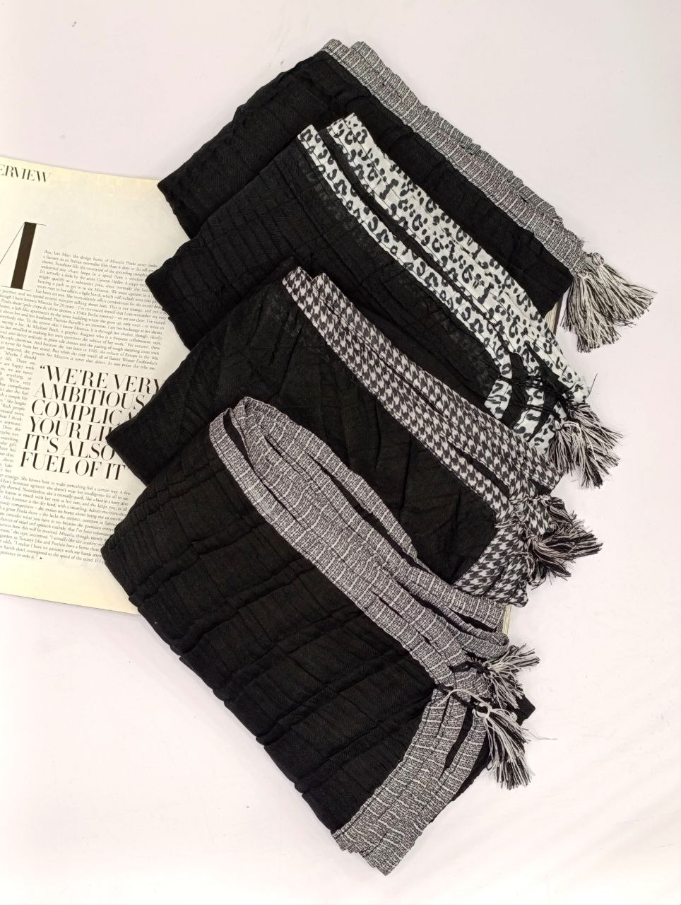 شال پلیسه دورنوار بسته4طرحی کد sp24 (عمده)
