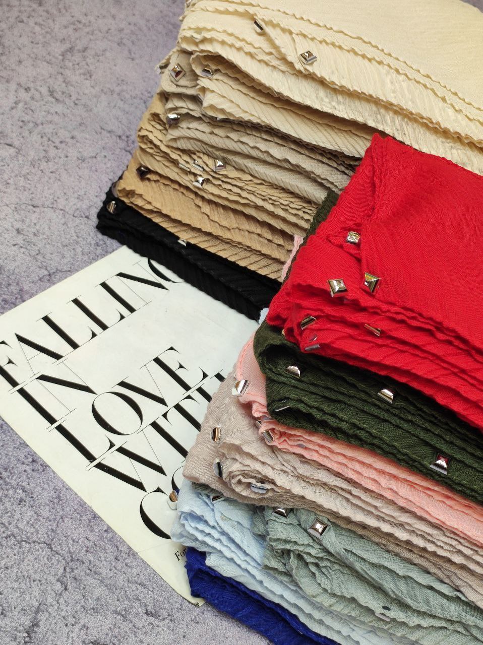 شال پلیسه پانچی بسته12رنگی کد sp5 (عمده)
