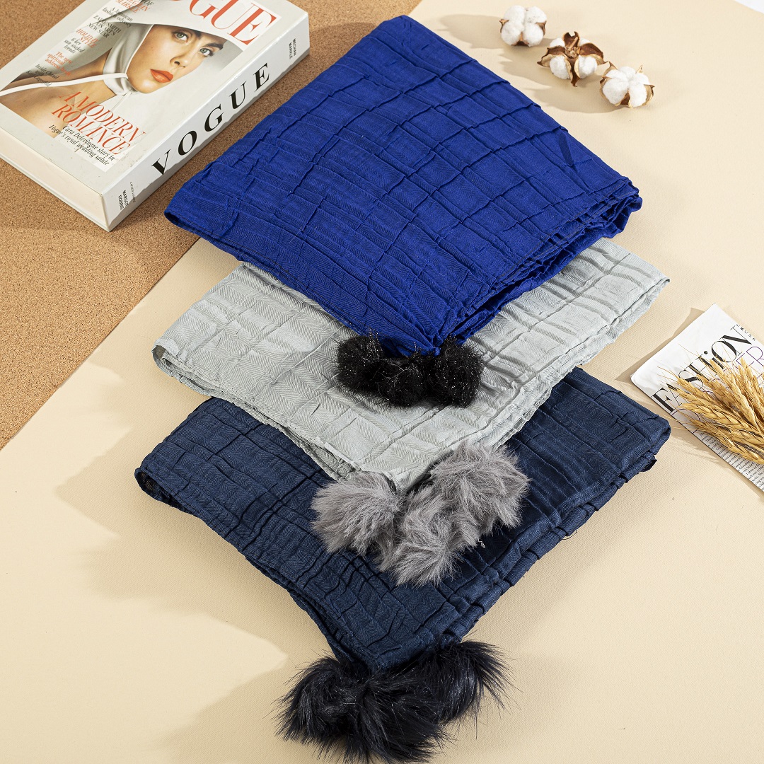 روسری پلیسه پم پم مناسب پاییز و زمستان بسته20رنگی کدrp4 (عمده)
