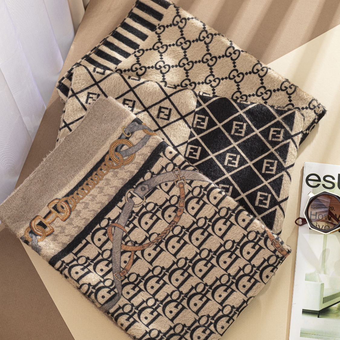 شال مخمل طرحبندی بسته10طرحی کدsc7 (عمده)
