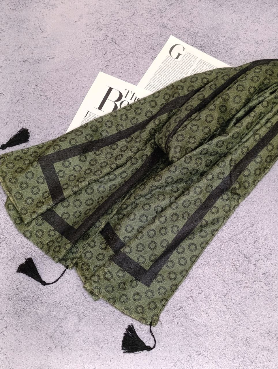 شال مخمل طرحبندی بسته10طرحی کد sc8 (عمده)
