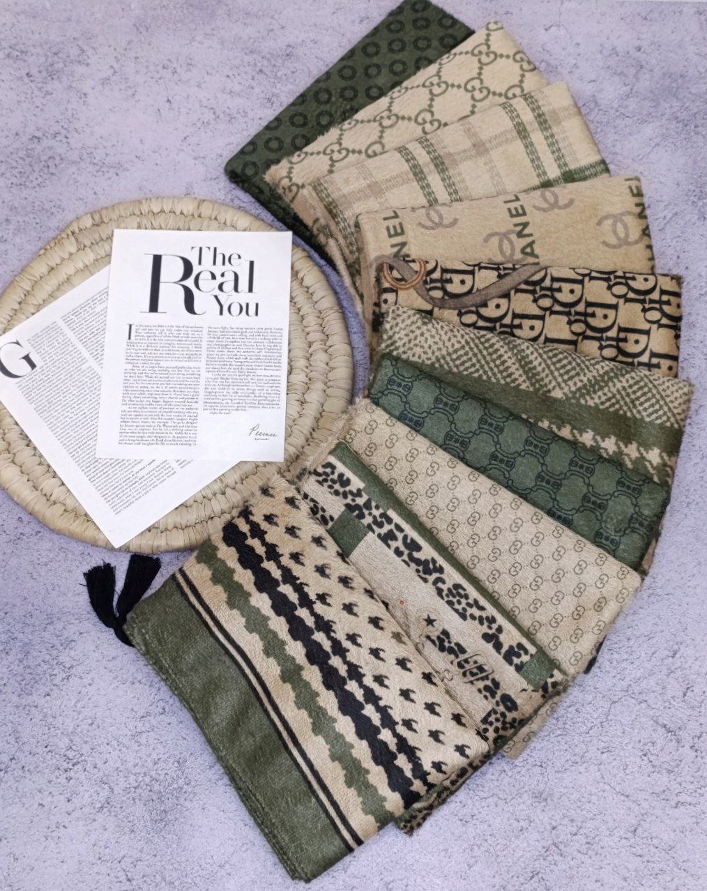 شال مخمل طرحبندی بسته10طرحی کد sc8 (عمده)
