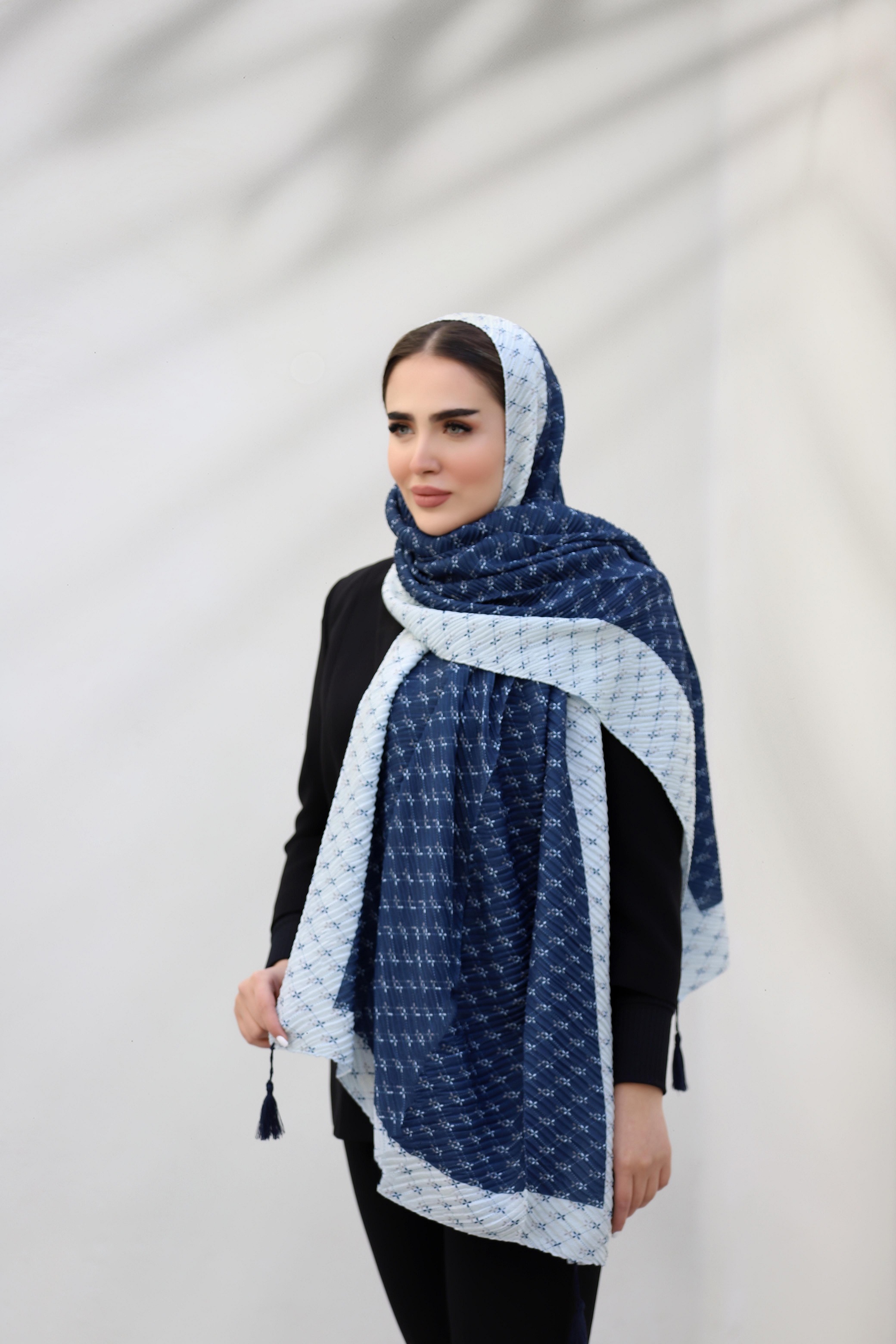 شال پلیسه طرحدار پاییزه بسته10طرحی کد ps4 (عمده)
