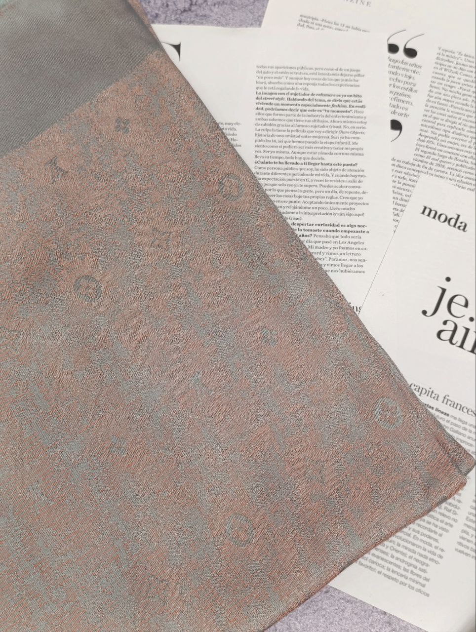 روسری ژاکارد بسته10رنگی کد rm8 (عمده)
