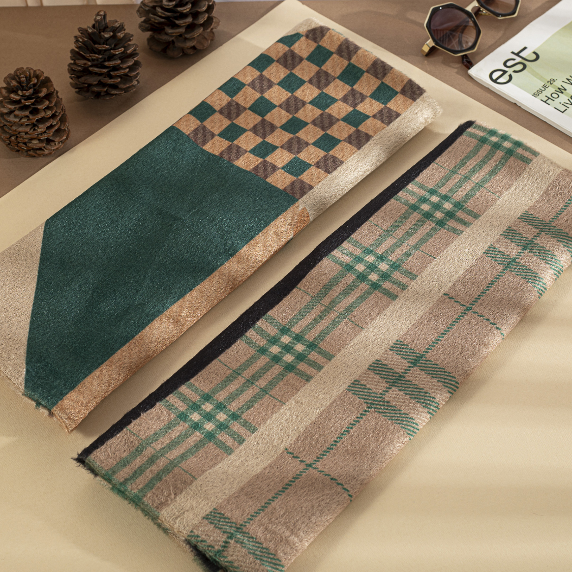 شال مخمل طرحدار بسته10طرحی کد sc35 (عمده)
