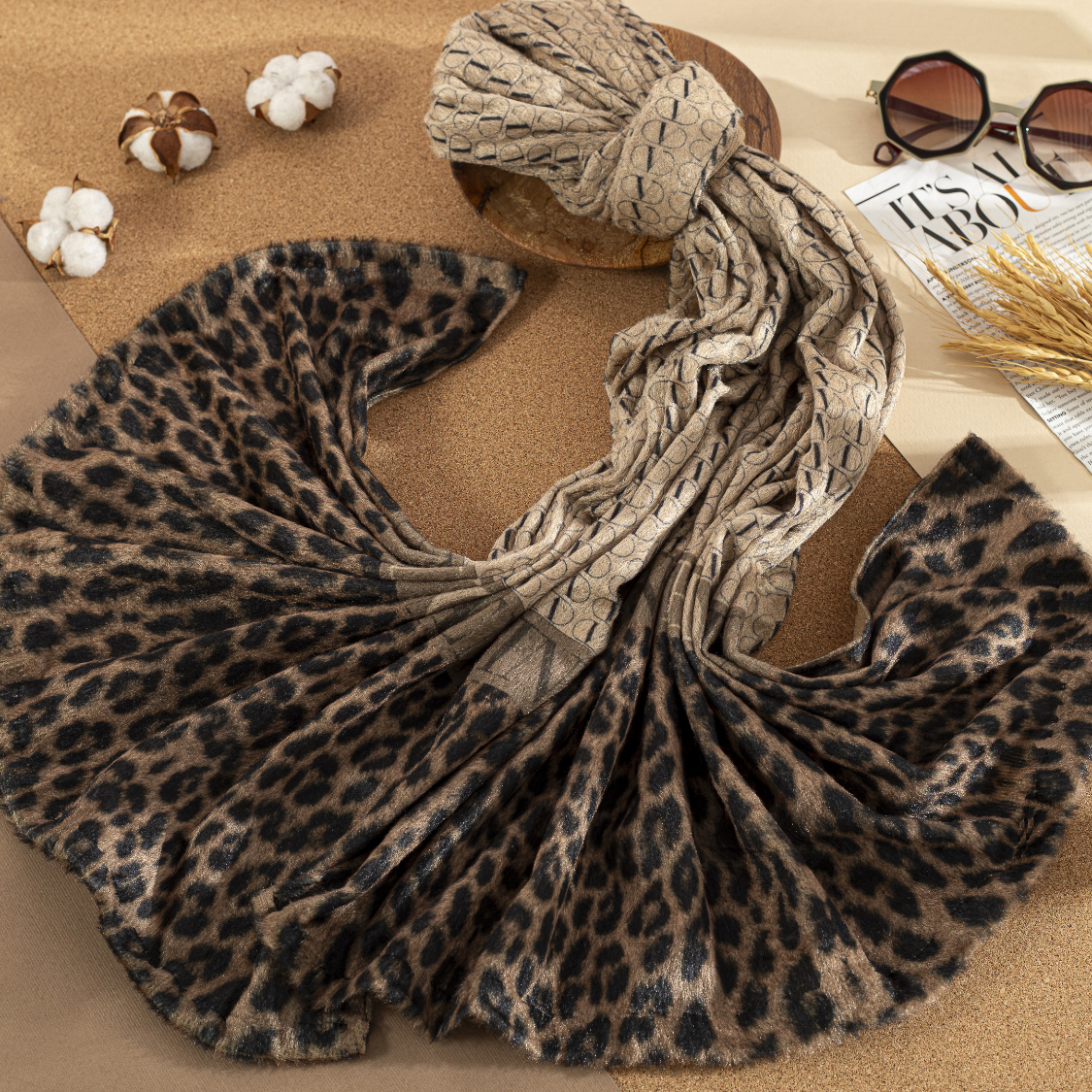 شال مخمل پلنگی بسته5طرحی کد sc37 (عمده)
