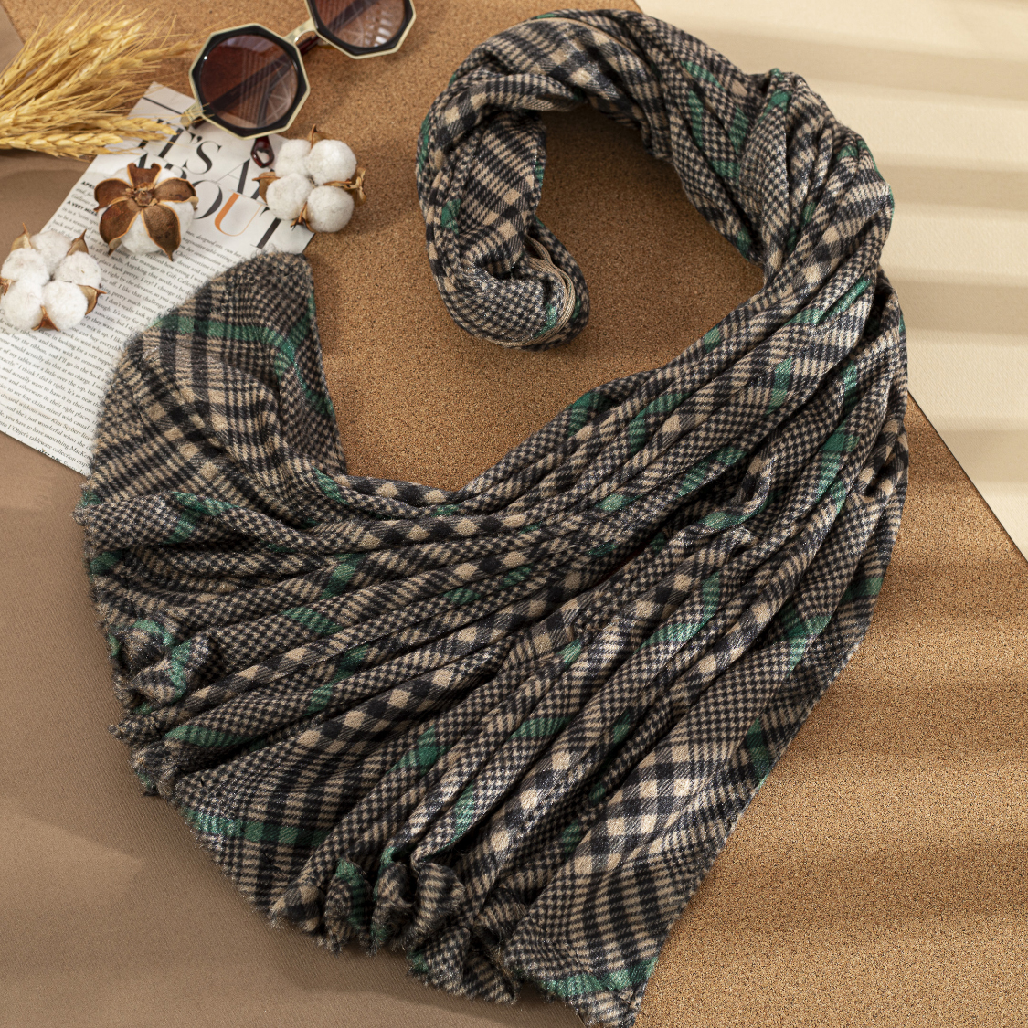 شال مخمل طرحبندی بسته10طرحی کد sc42 (عمده)
