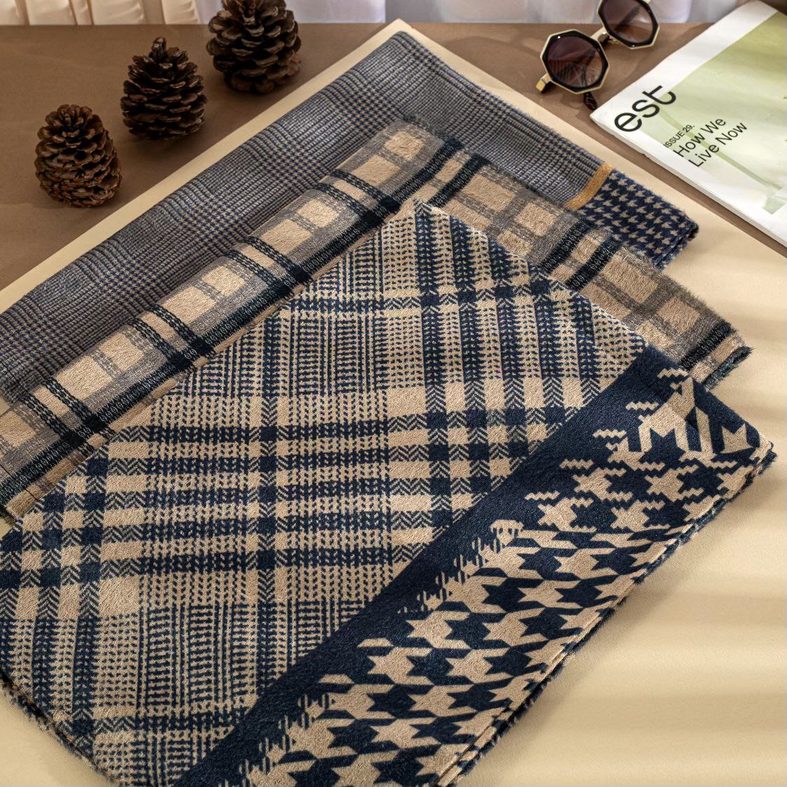 شال مخمل طرحبندی بسته10طرحی کدsc43 (عمده)
