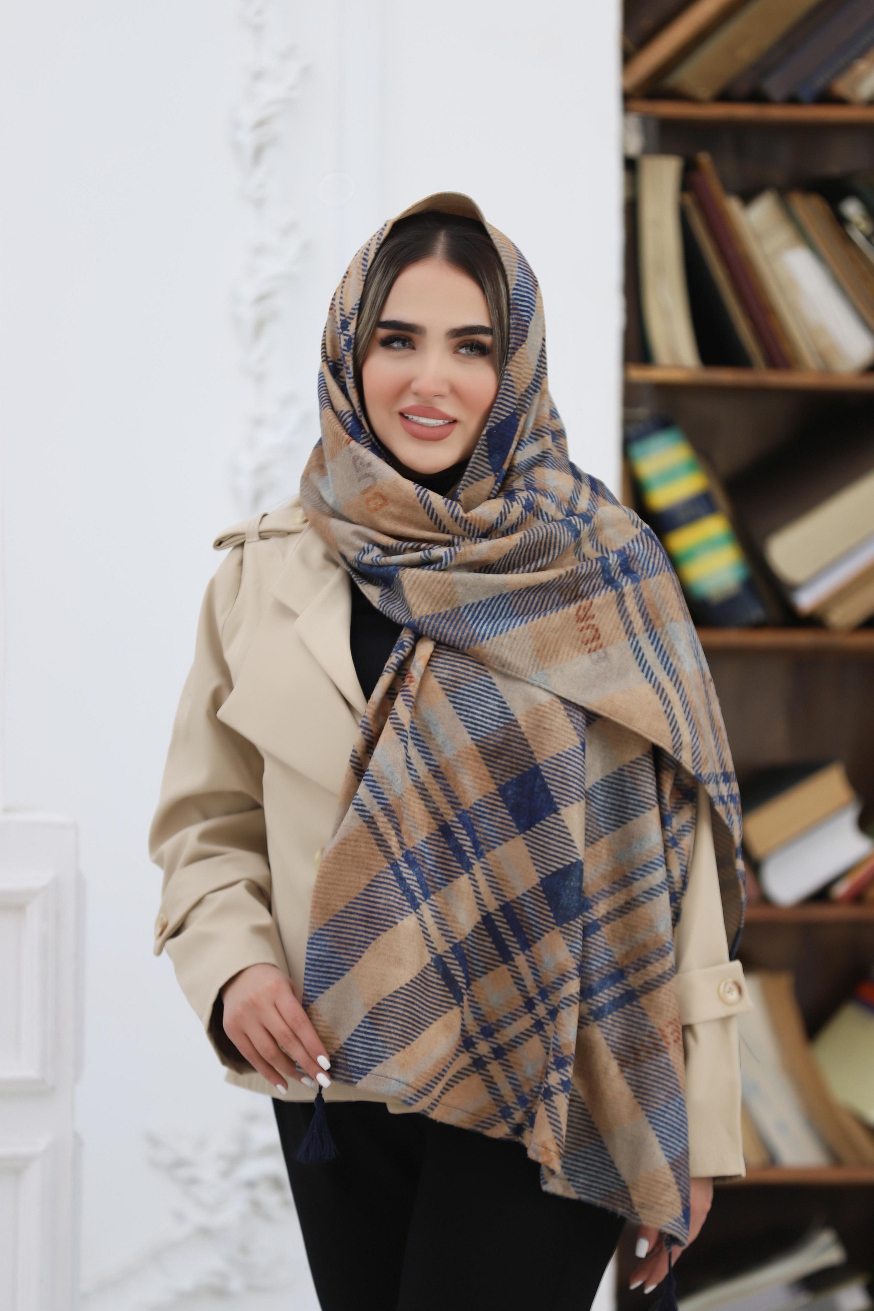 شال مخمل طرحبندی بسته10طرحی کدsc43 (عمده)
