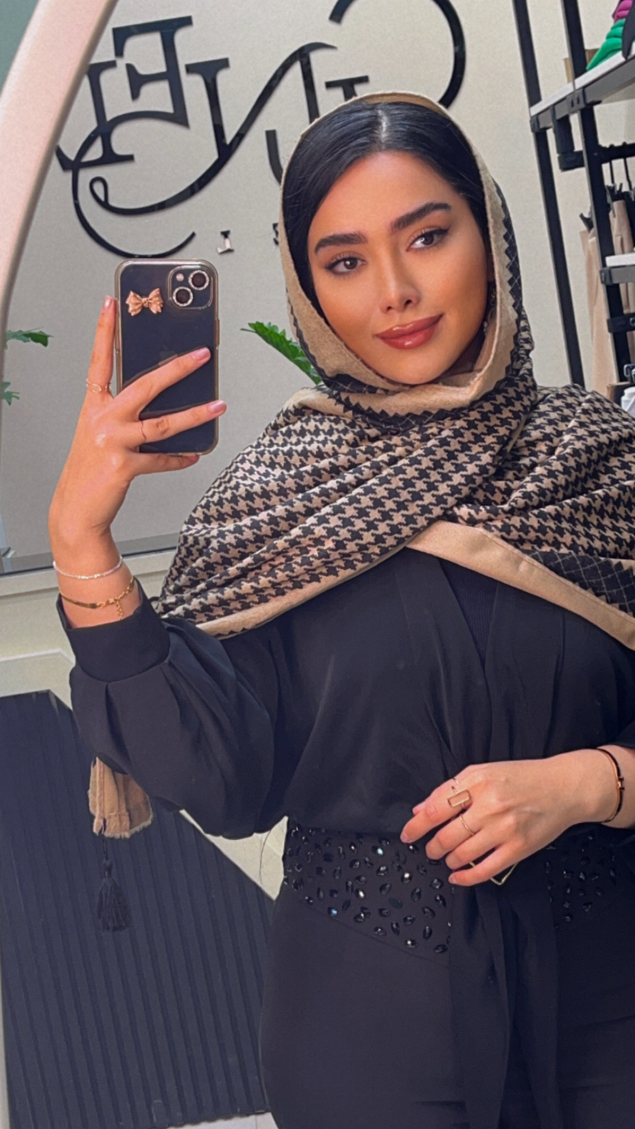 شال مخمل طرحبندی بسته6طرحی کد sc45 (عمده)
