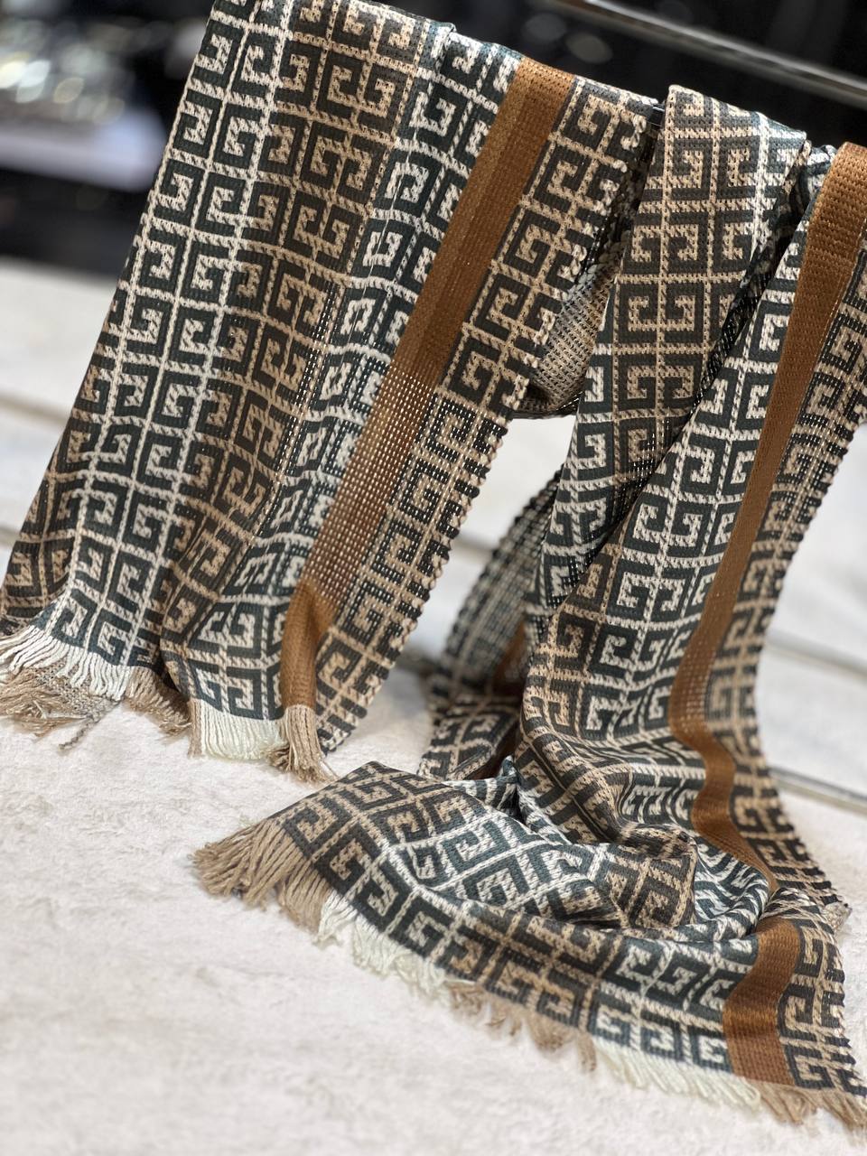 شال بافت طرحبندی بسته6طرحی کد sc47 (عمده)
