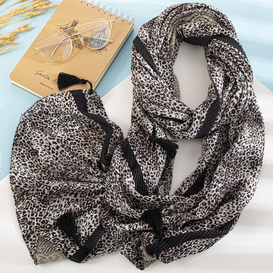 شال پلیسه پلنگی پاییزه بسته10طرحی کد ps6 (عمده)
