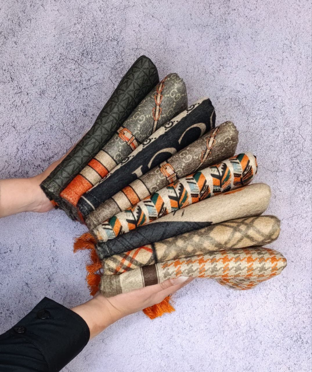 شال مخمل طرحبندی بسته8طرحی کد sc51 (عمده)
