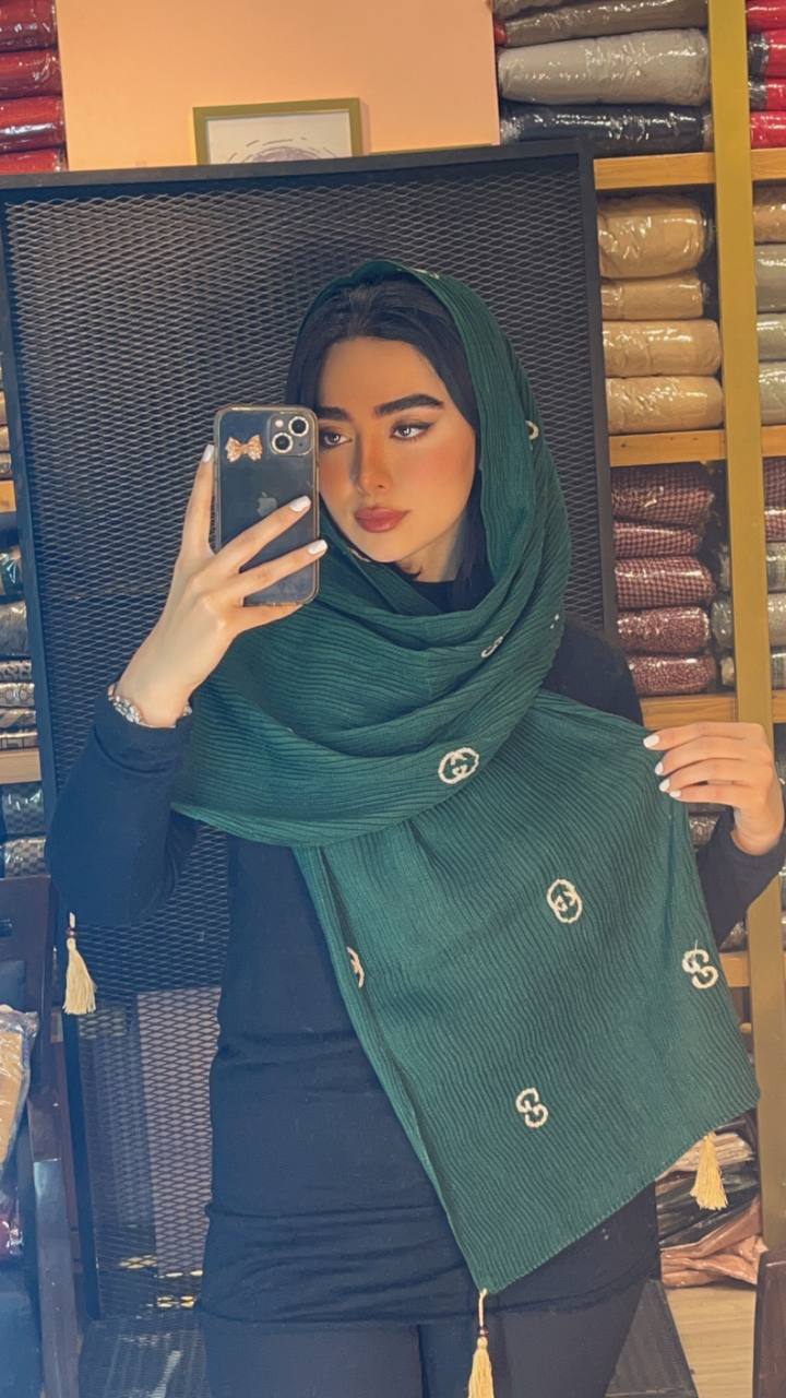 شال پلیسه پاییزه گلدوزی بسته12رنگی کد ps8 (عمده)
