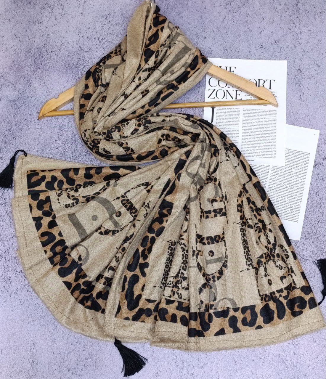 شال مخمل طرحبندی بسته10طرحی کد sc54 (عمده)
