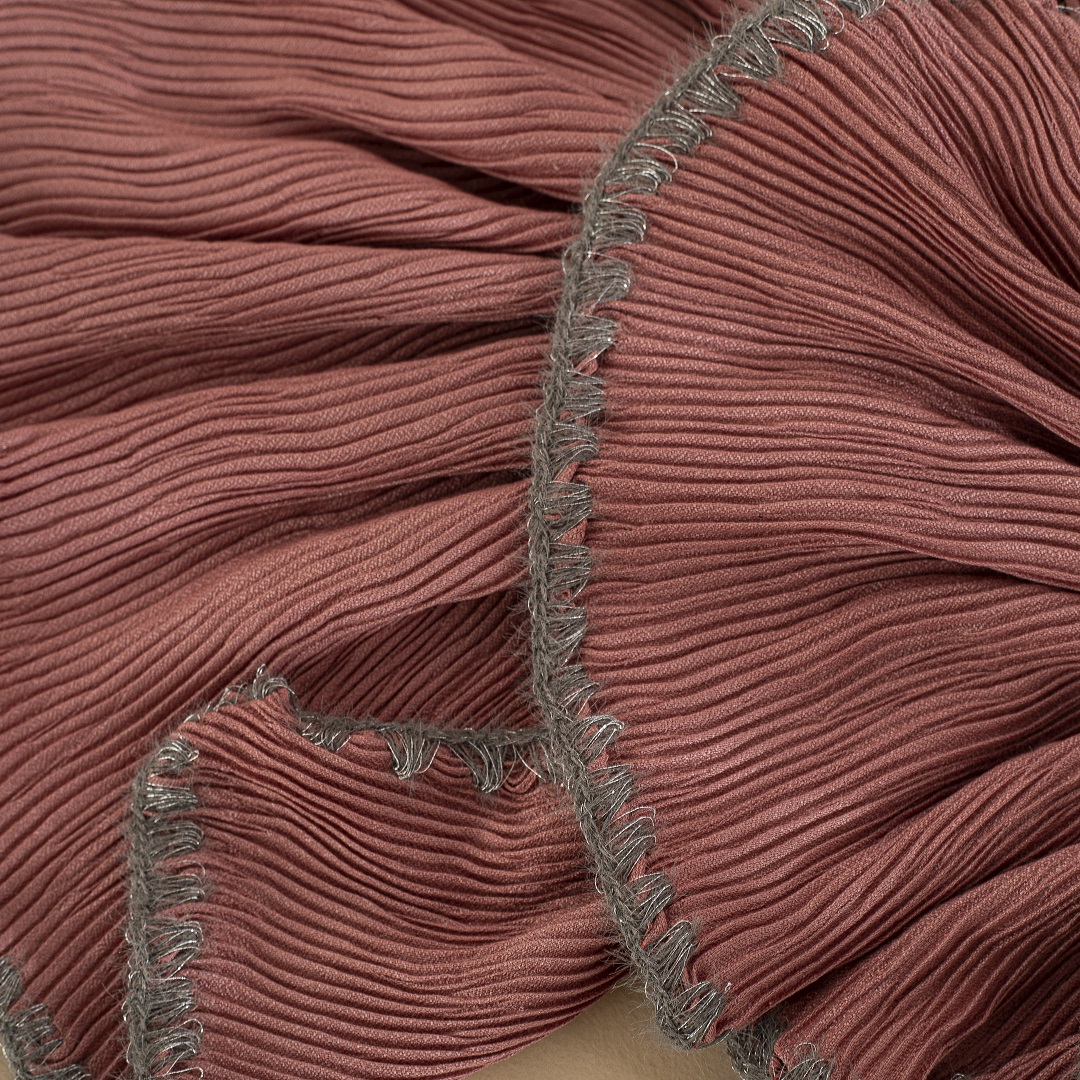 شال پلیسه دوربافت بسته16رنگی کد ps20 (عمده)
