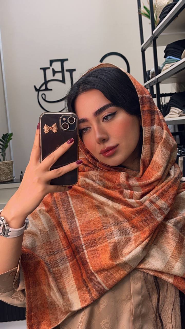 شال مخمل طرحبندی بسته10طرحی کد sc55 (عمده)
