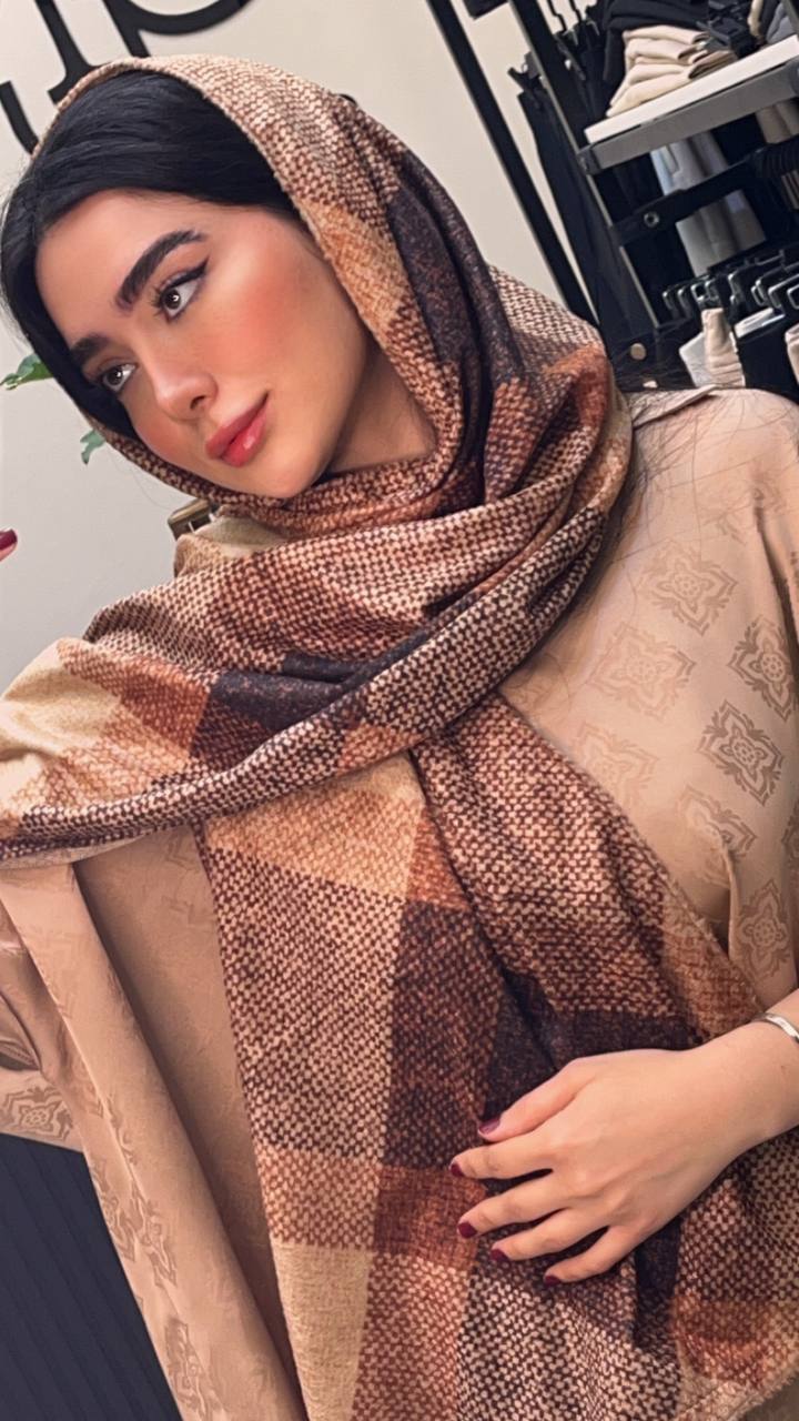 شال مخمل طرحبندی بسته10طرحی کد sc55 (عمده)
