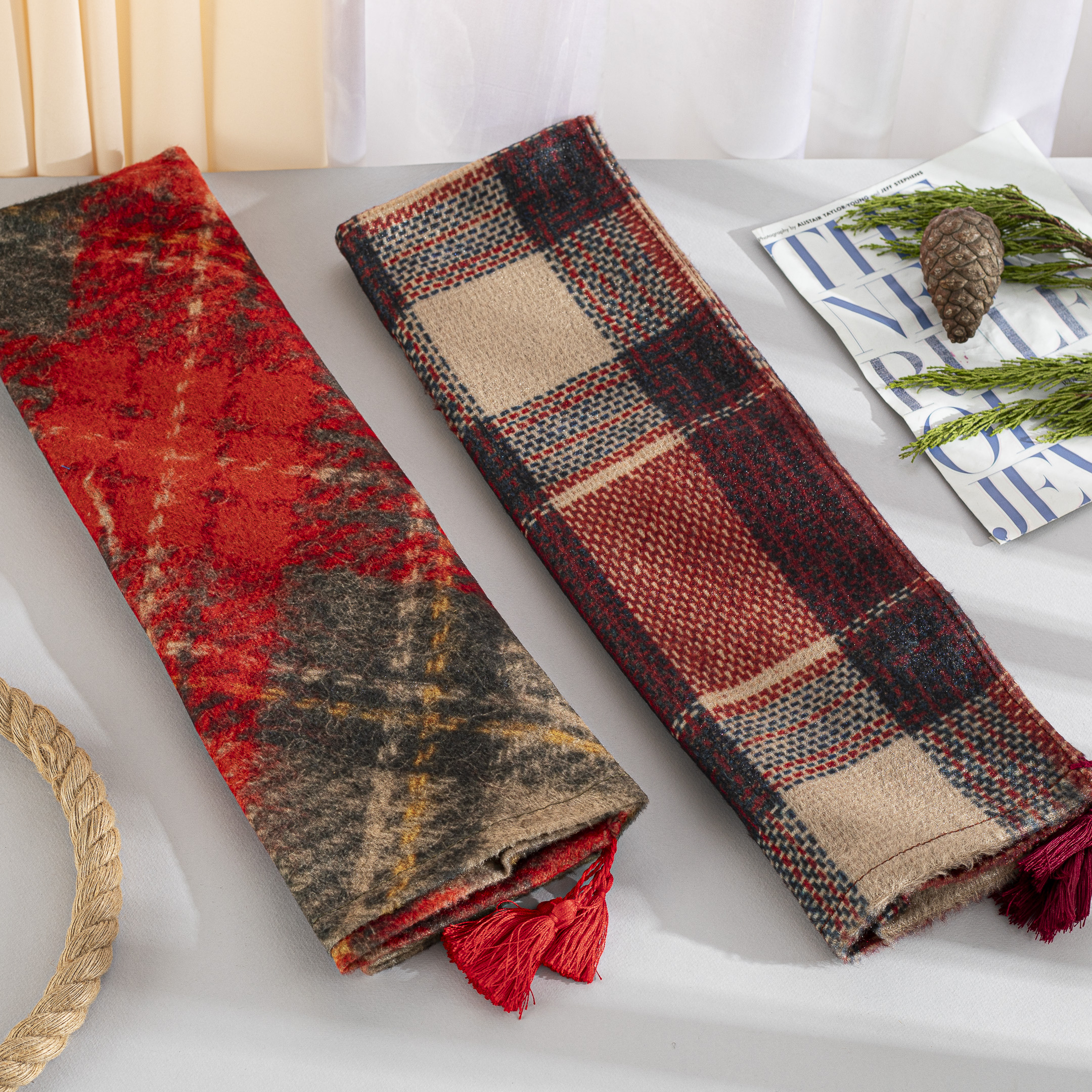 شال مخمل طرحبندی بسته10طرحی کد sc55 (عمده)
