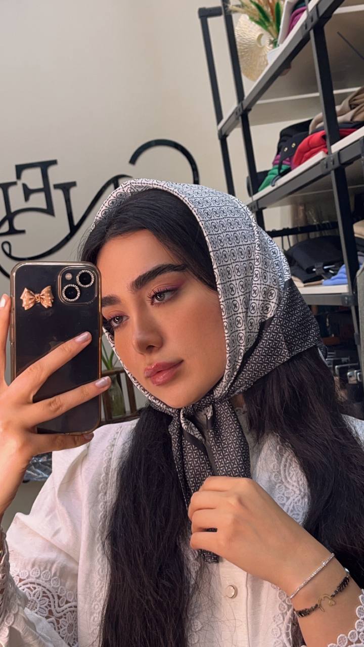 مینی اسکارف طرحبندی بسته6طرحی کد mp4 (عمده)
