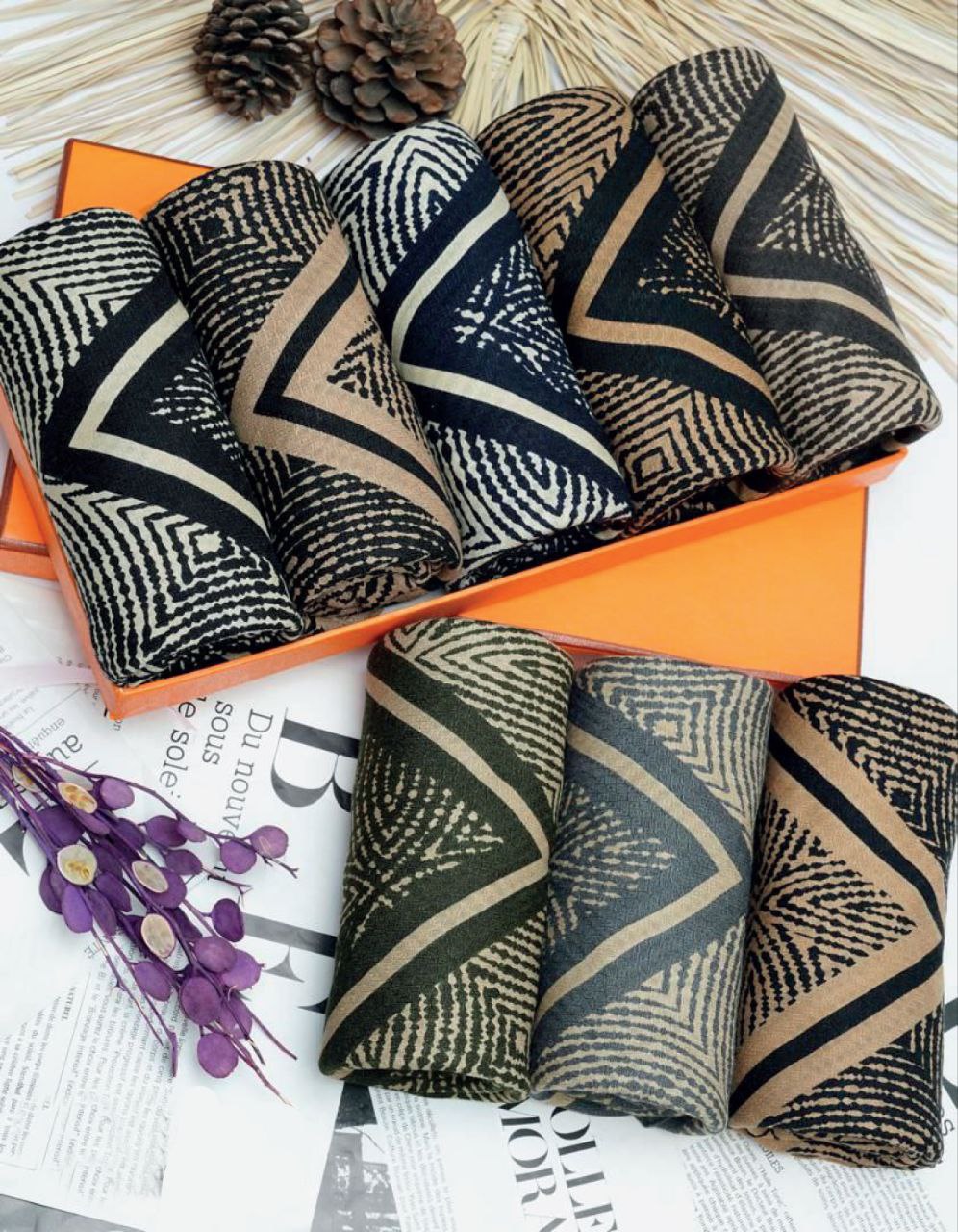 روسری چاپ خیس پاییزه بسته8رنگی کد rp5 (عمده)
