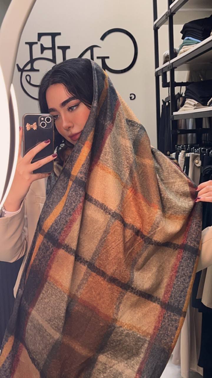 شال مخمل طرح بیگ اسکارف بسته8طرحی کد sc56 (عمده)
