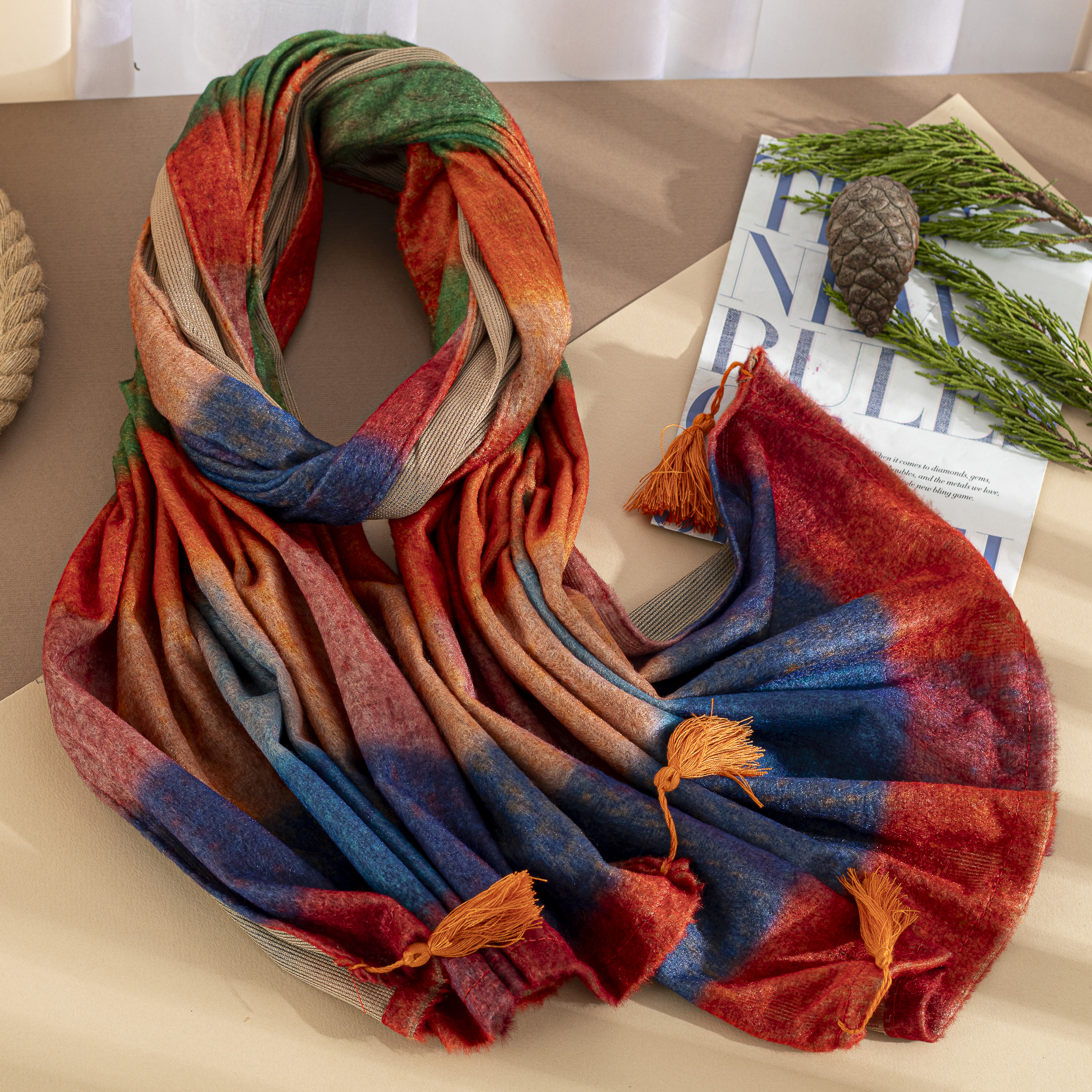 شال مخمل طرح بیگ اسکارف بسته8طرحی کد sc56 (عمده)
