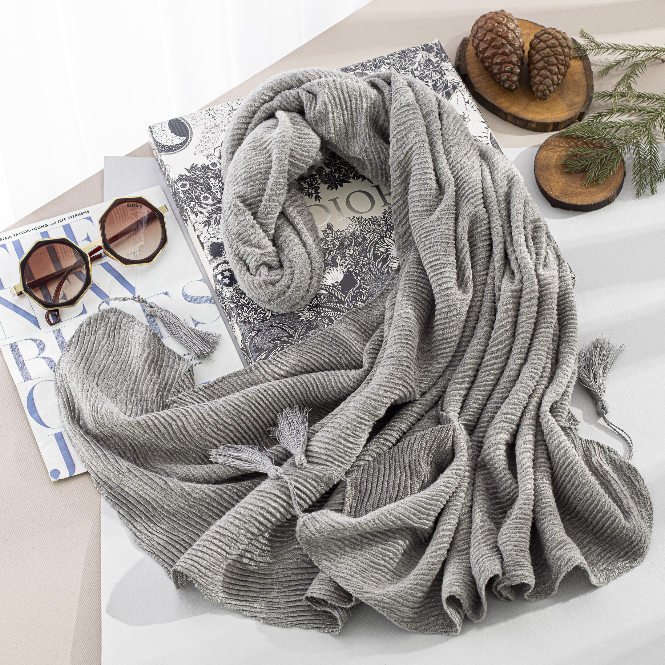 شال پلیسه مخمل بسته7رنگی کد ps23 (عمده)
