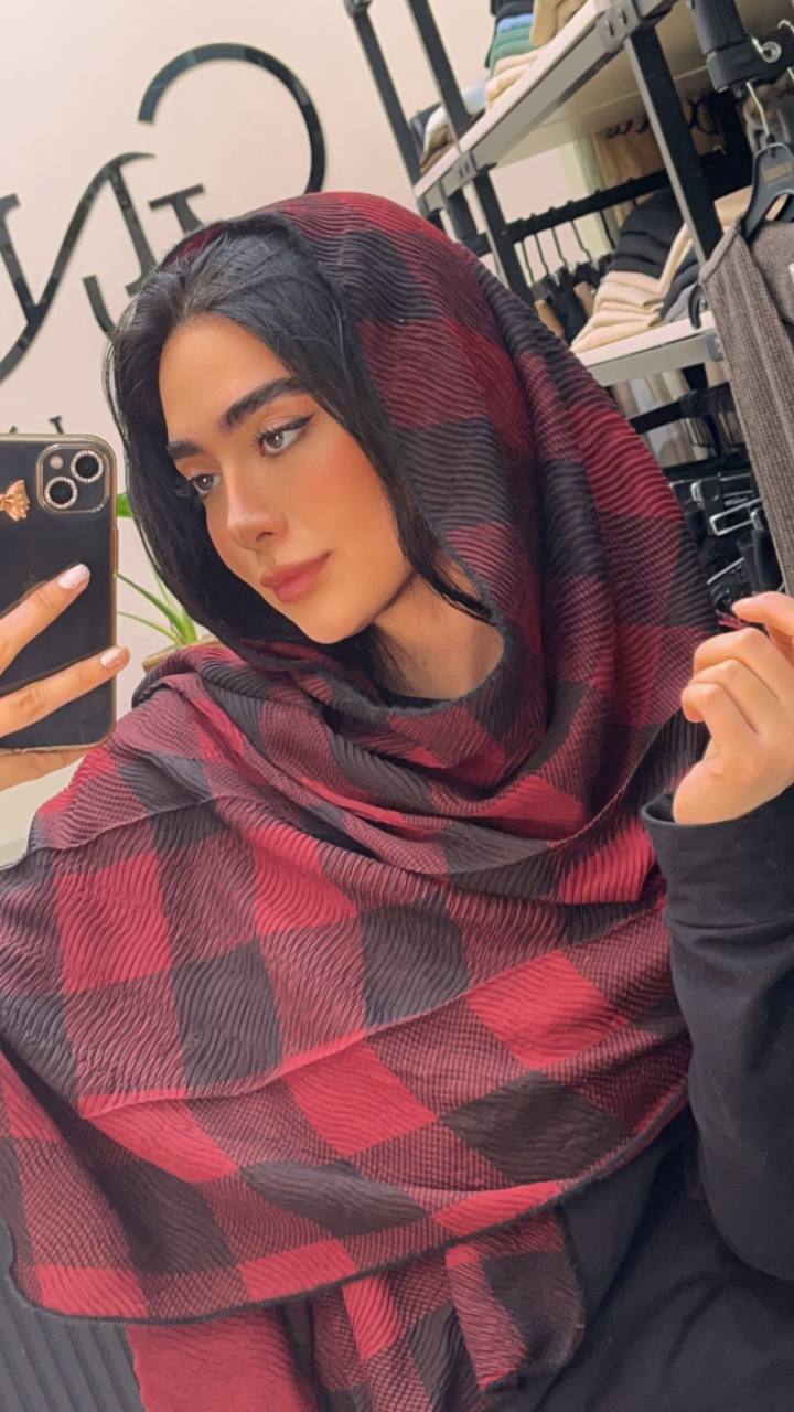 شال پلیسه طرحدار دورو لبه کنفی بسته10طرحیps24 (عمده)
