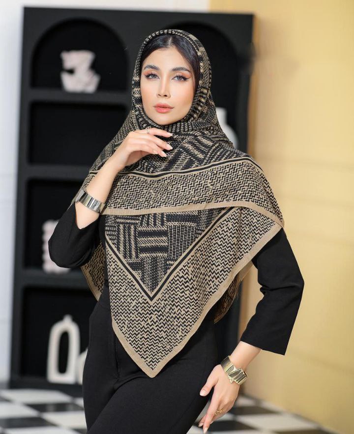 روسری چاپ خیس بسته8رنگی کد rp16 (عمده)
