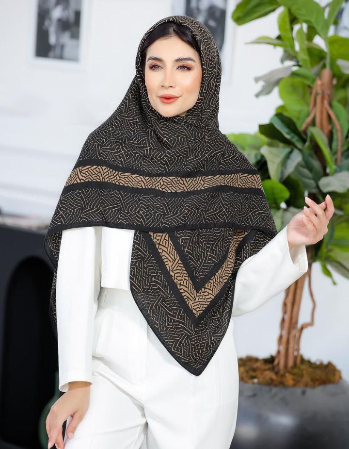 روسری چاپ خیس بسته8رنگی کد rp17 (عمده)
