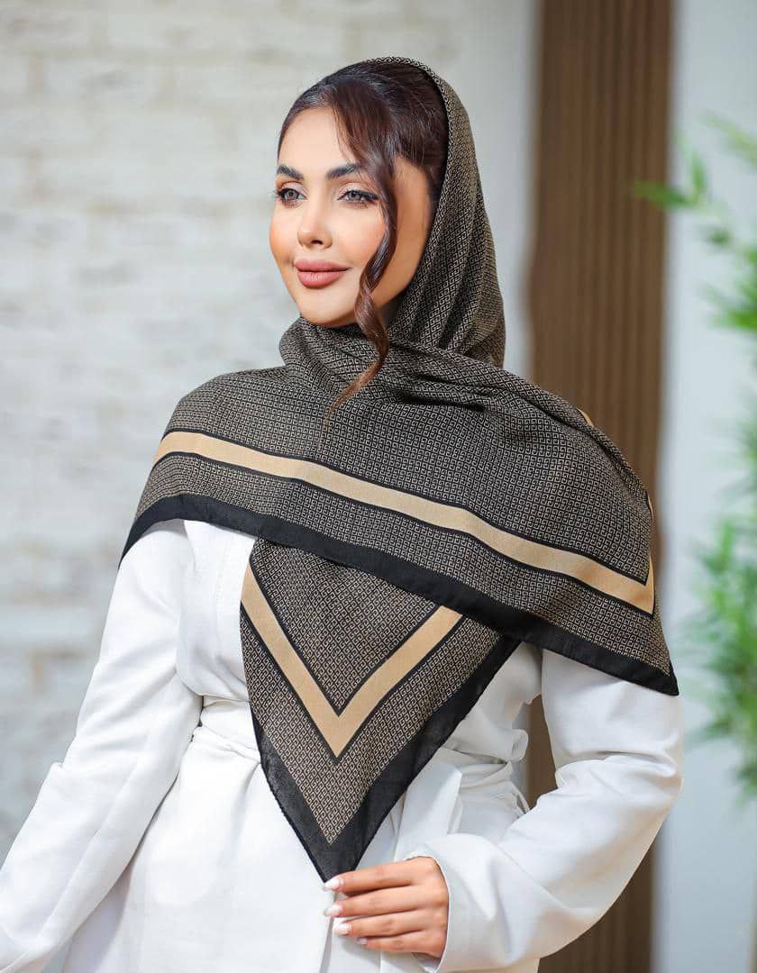 روسری حریر چاپ خیس بسته10طرحی کد rp21 (عمده)
