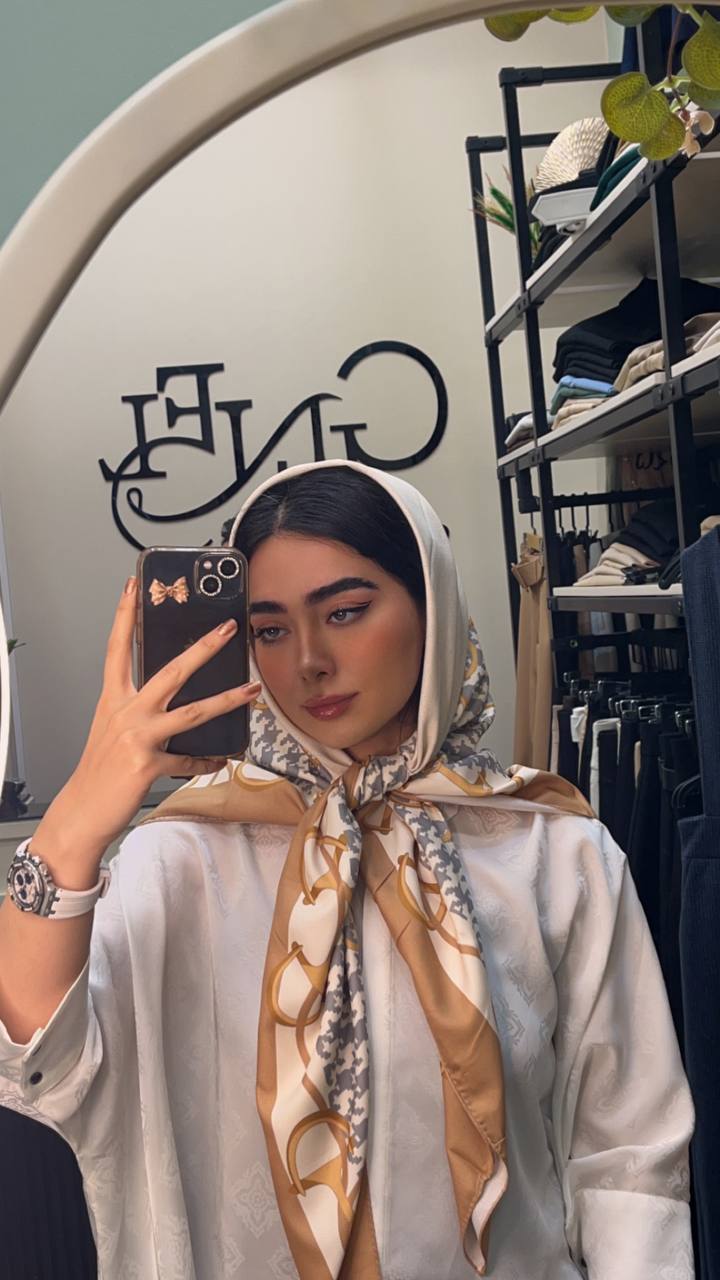 روسری ابریشم توییل بسته4رنگی کد rp22 (عمده)
