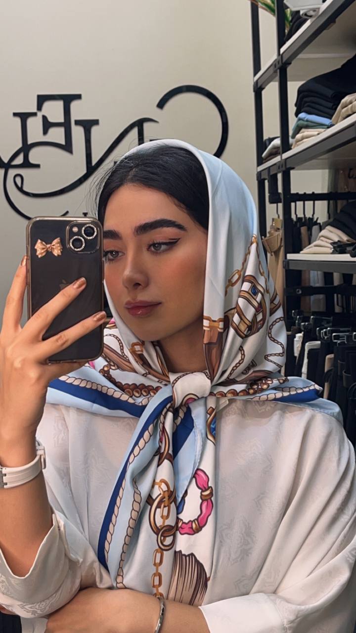 روسری ابریشم توییل بسته3رنگی کد rp24 (عمده)
