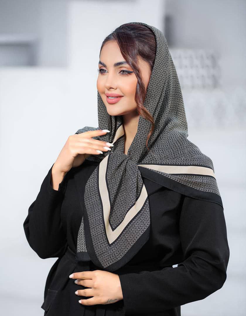 روسری حریرچاپ خیس بسته10طرحی کد rp25 (عمده)
