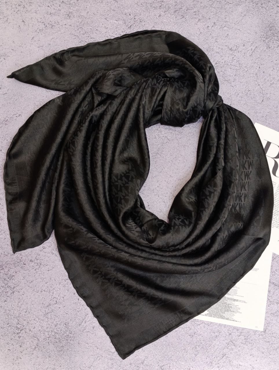 روسری ژاکارد بسته7طرحی کد rm9 (عمده)
