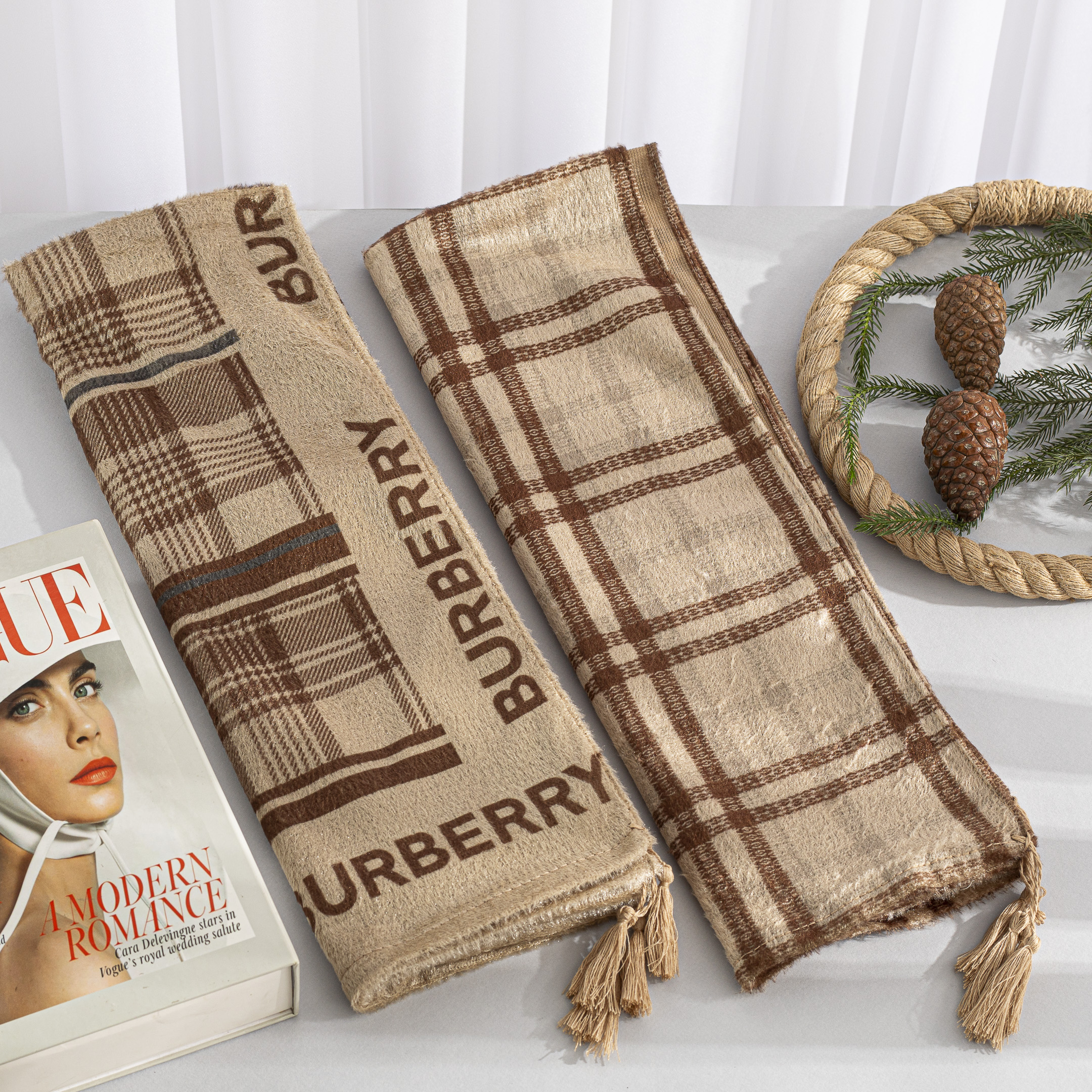 شال مخمل طرحدار بسته10طرحی کد sc60 (عمده)
