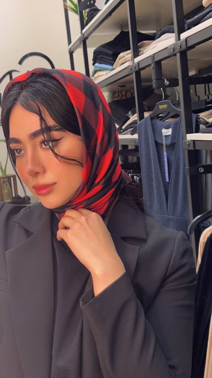 مینی اسکارف یلدایی بسته10طرحی کد mp8 (عمده)
