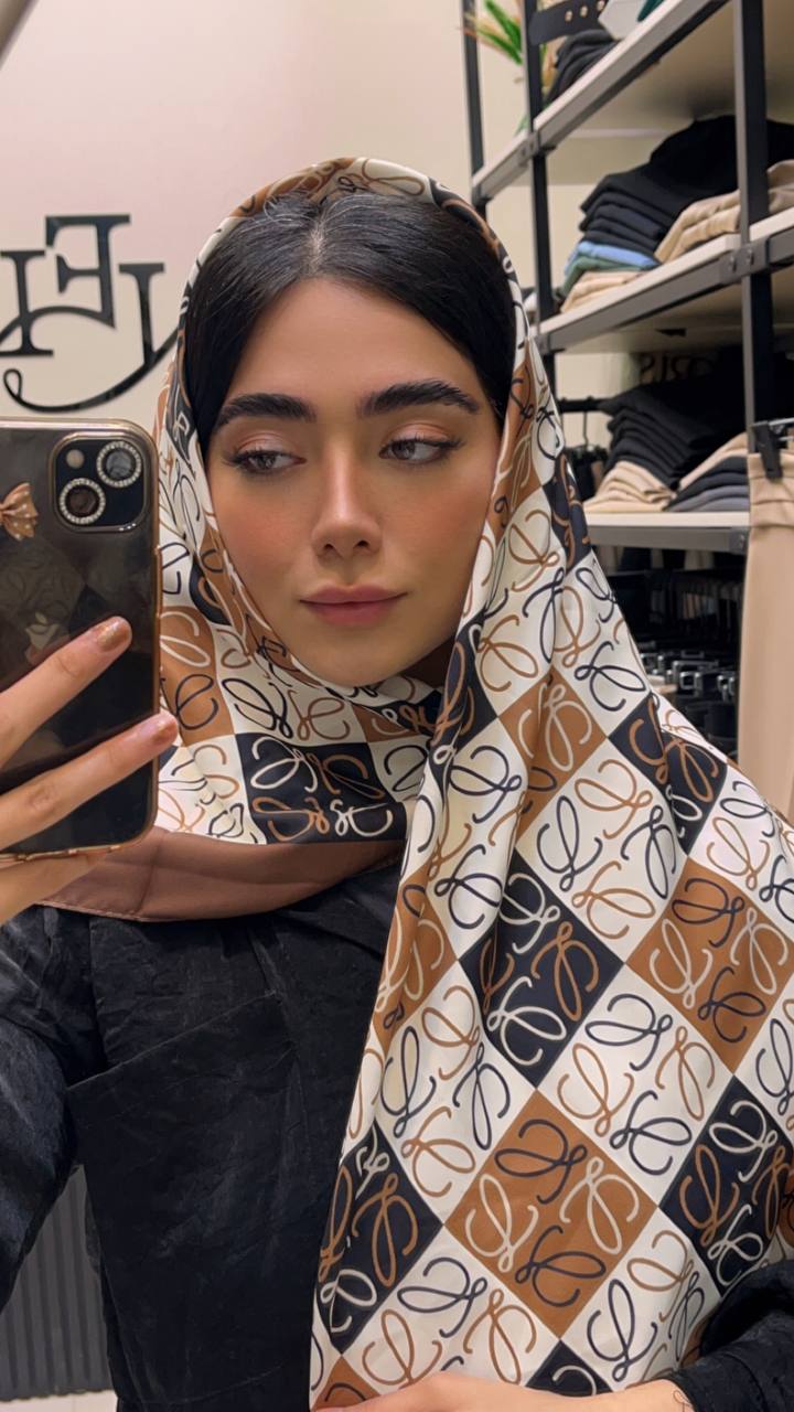 روسری ابریشم توییل بسته4رنگی کد rp33 (عمده)
