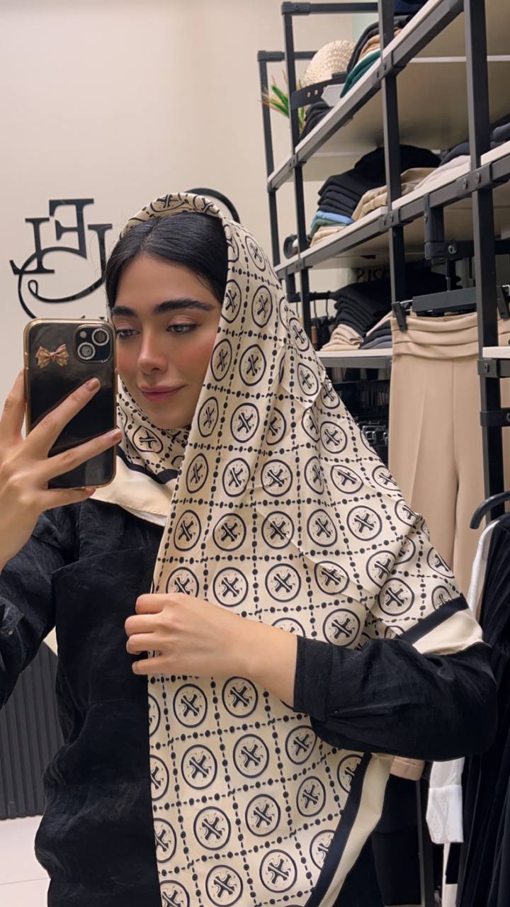 روسری ابریشم توییل بسته2رنگی کد rp35 (عمده)
