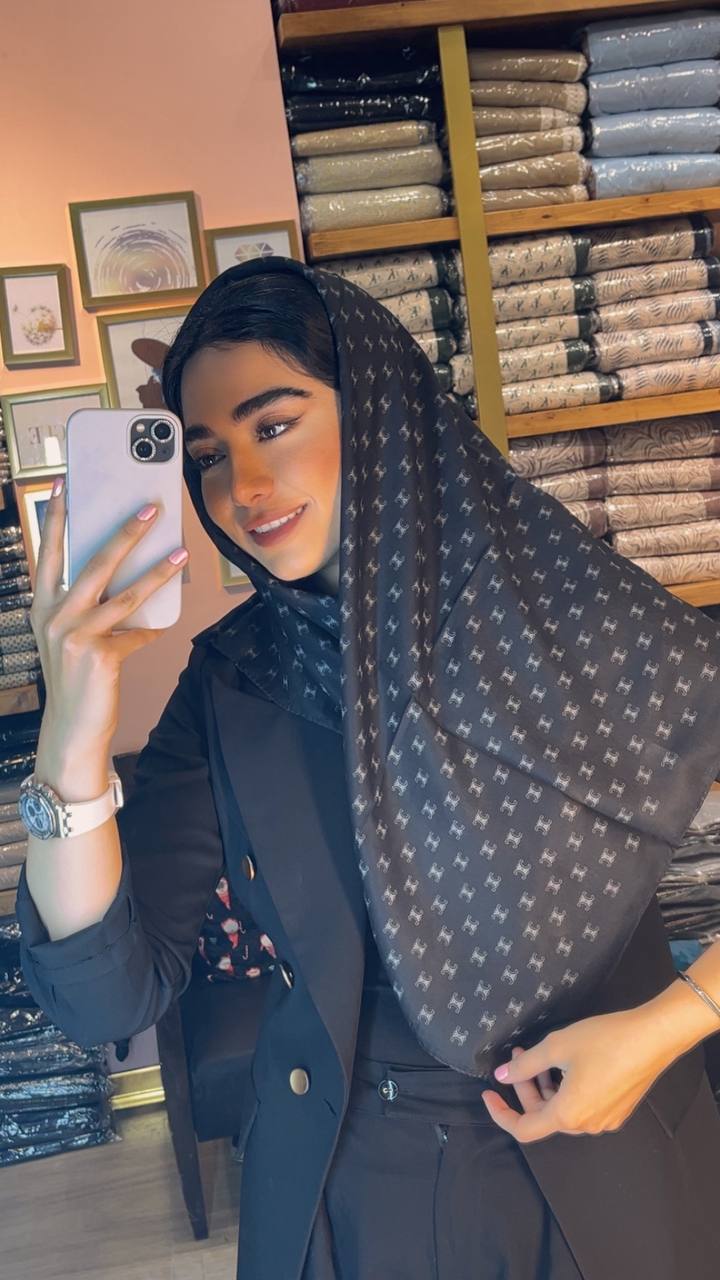 روسری حریر بسته10طرحی کد r13 (عمده)
