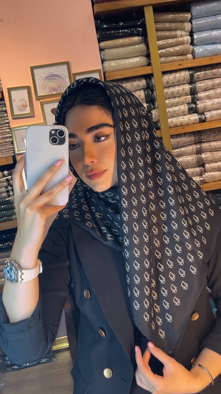 روسری حریر بسته10طرحی کد r13 (عمده)
